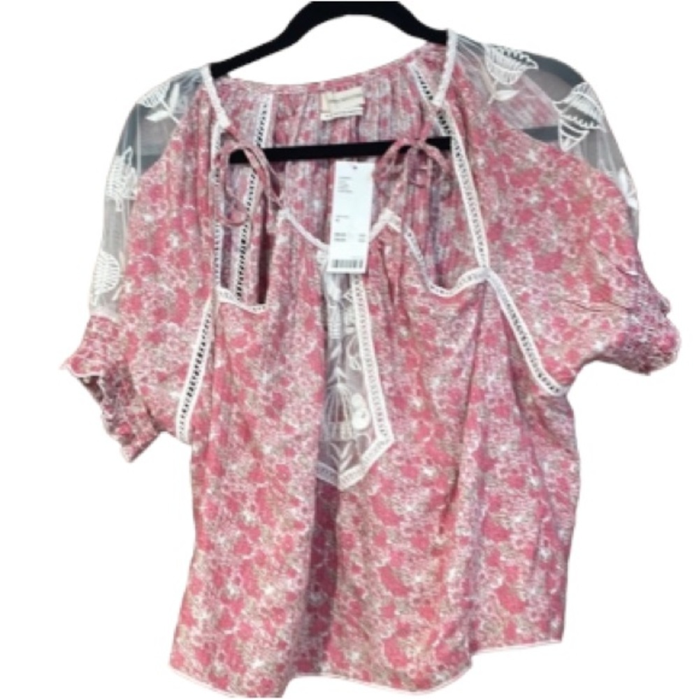 COPY - Sale today ❤️Urban Outfitters Pink lace top size small - Picture 3 of 15